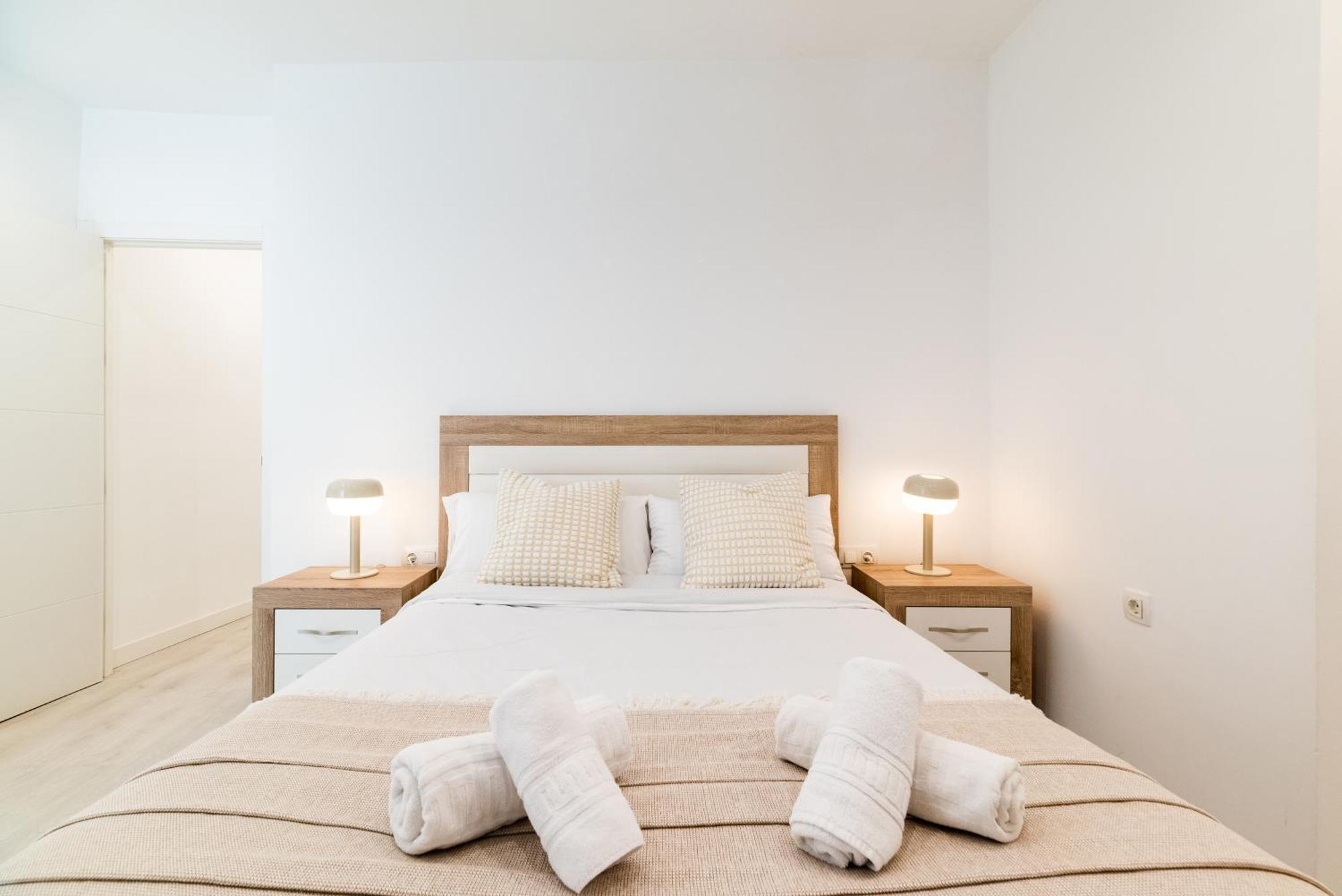 Wekey Homes Granada, Elvira Suites Centro מראה חיצוני תמונה