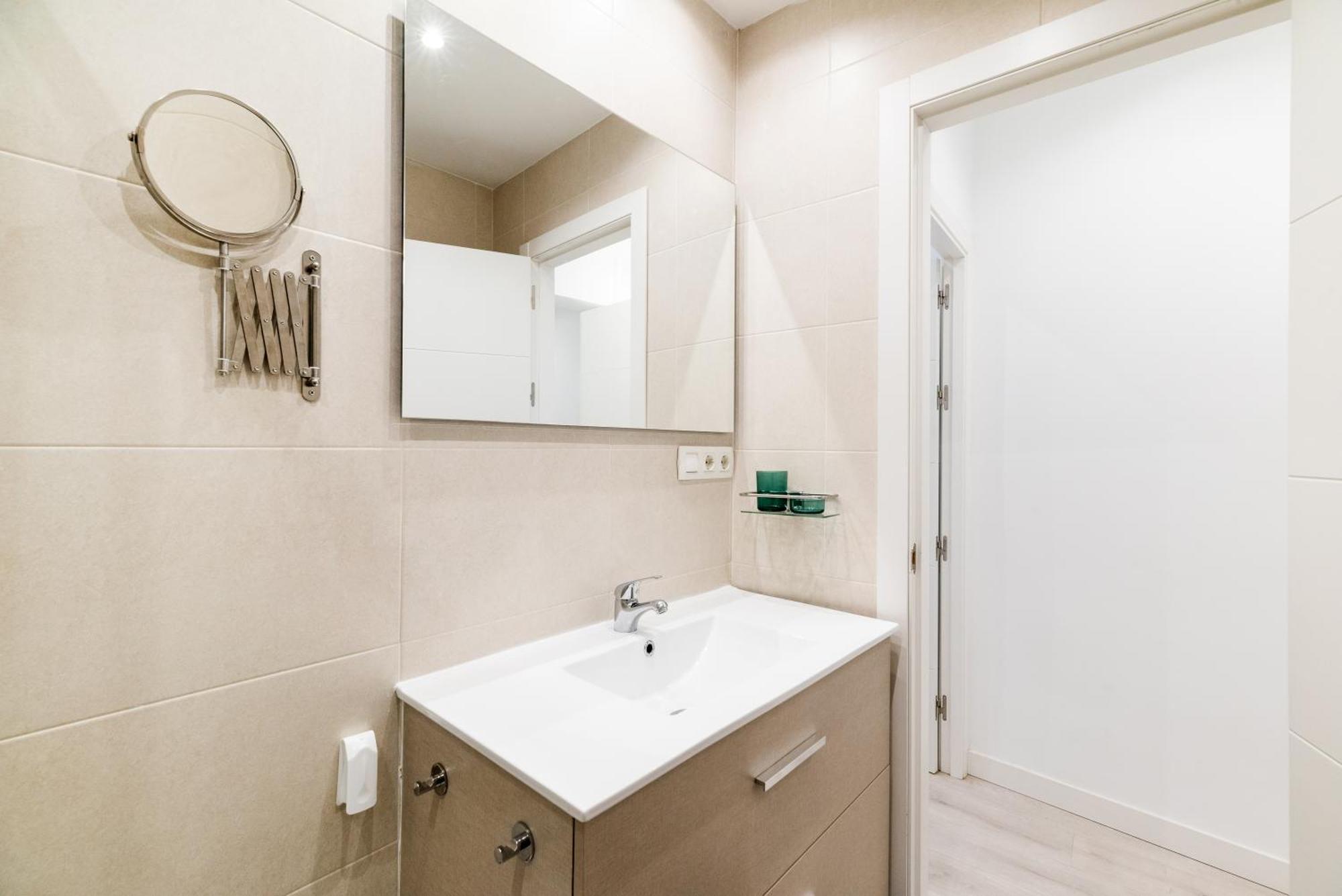 Wekey Homes Granada, Elvira Suites Centro מראה חיצוני תמונה
