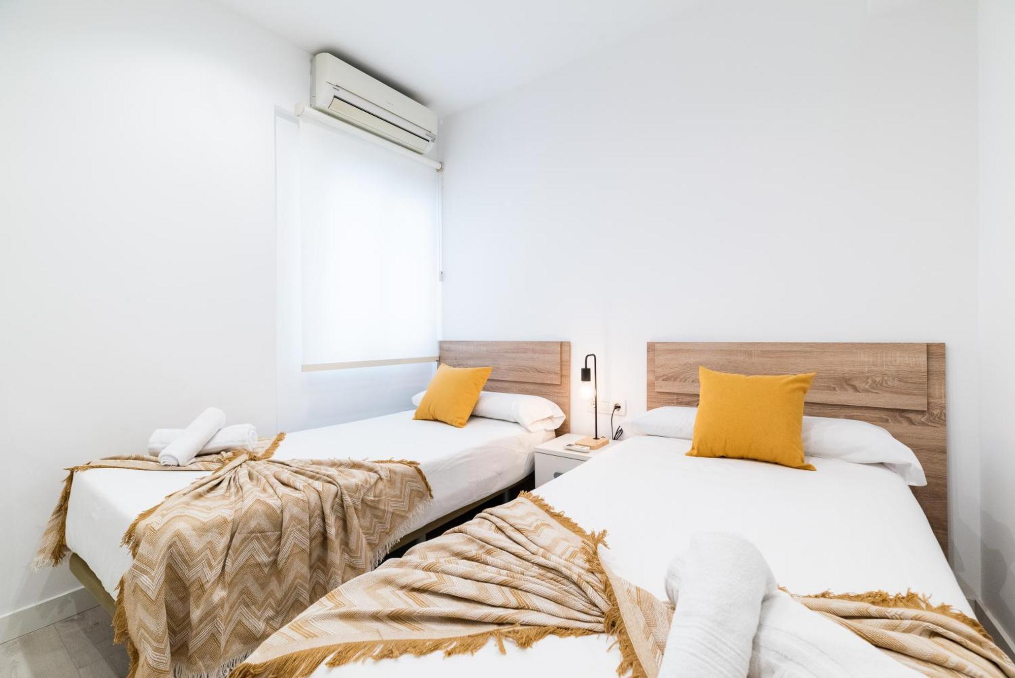 Wekey Homes Granada, Elvira Suites Centro מראה חיצוני תמונה