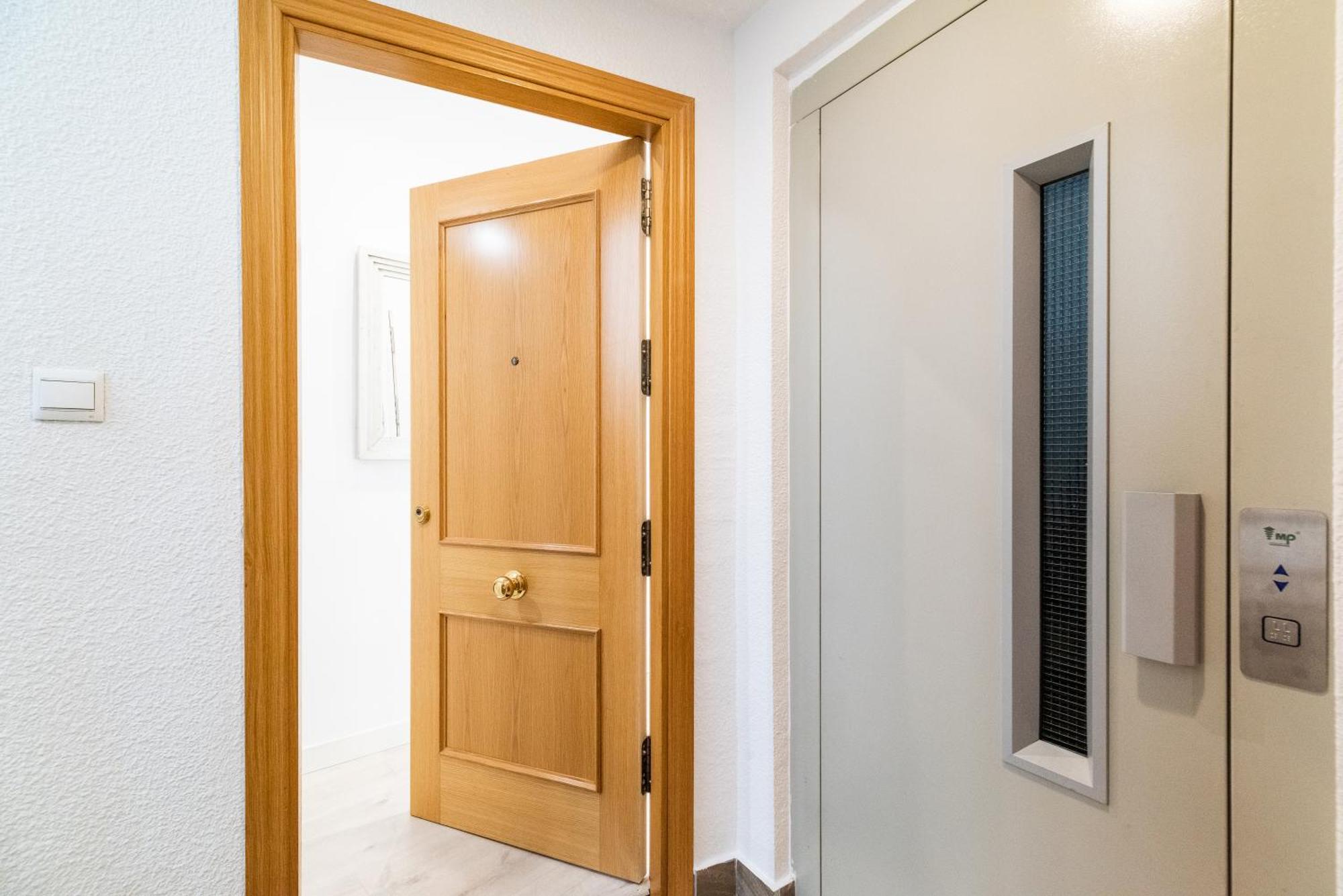 Wekey Homes Granada, Elvira Suites Centro מראה חיצוני תמונה
